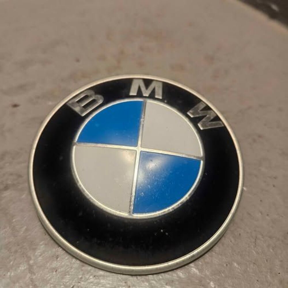 Genuine BMW Hood/Trunk Emblem 82mm pag gf15 al 103334-10:plalub200000263